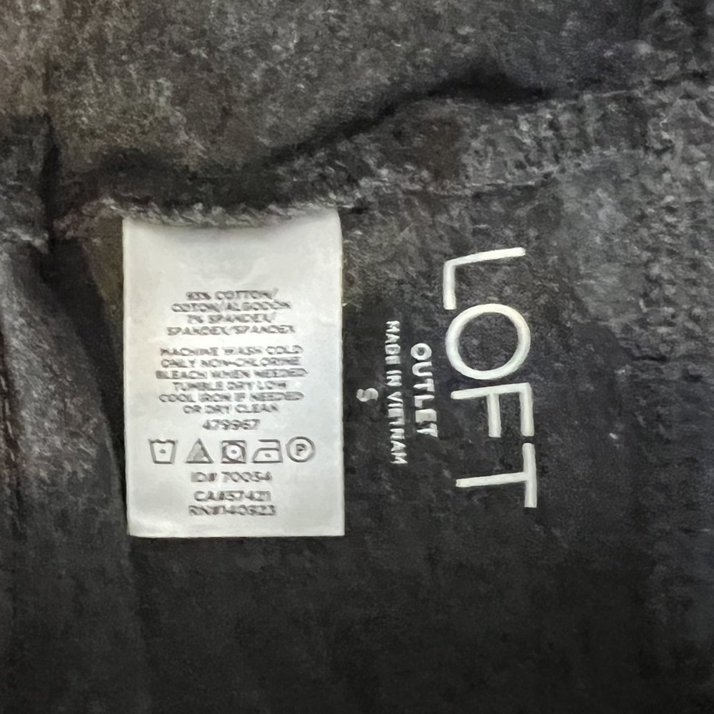 Ann Taylor Loft Grey high waisted leggings NEVE WORN